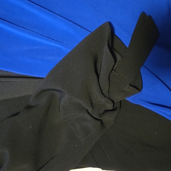 Bundle LOT Drew Blazer BLACK XS AND IVANKA TRUMP ROYAL BLU BLOUSE SLEEVELESS XS - Picture 3 of 6